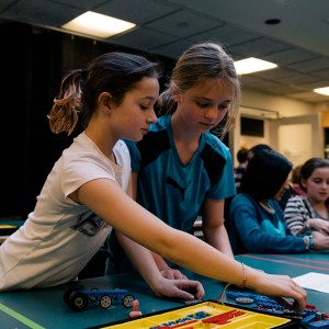 PK12 photo kids with legos at edgerton center